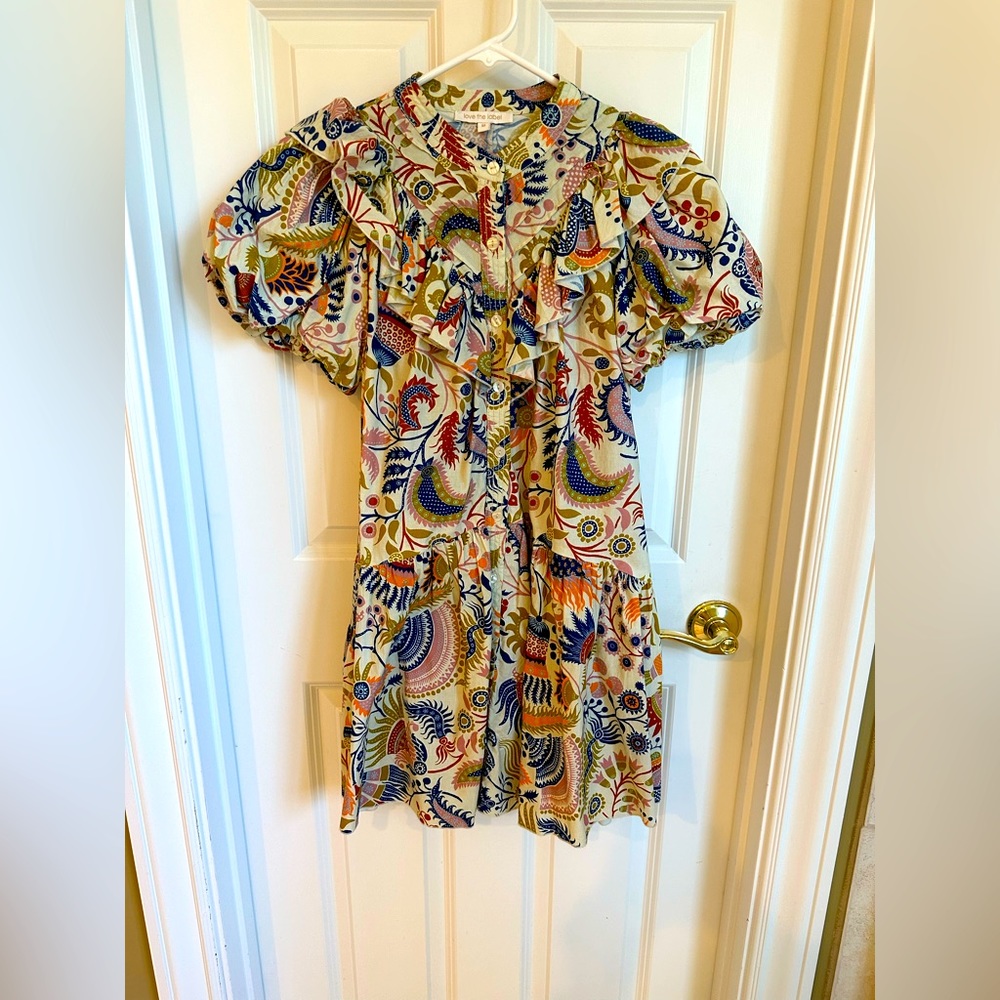 very cute Love the Label dress. perfect for fall. dress lsize medium.